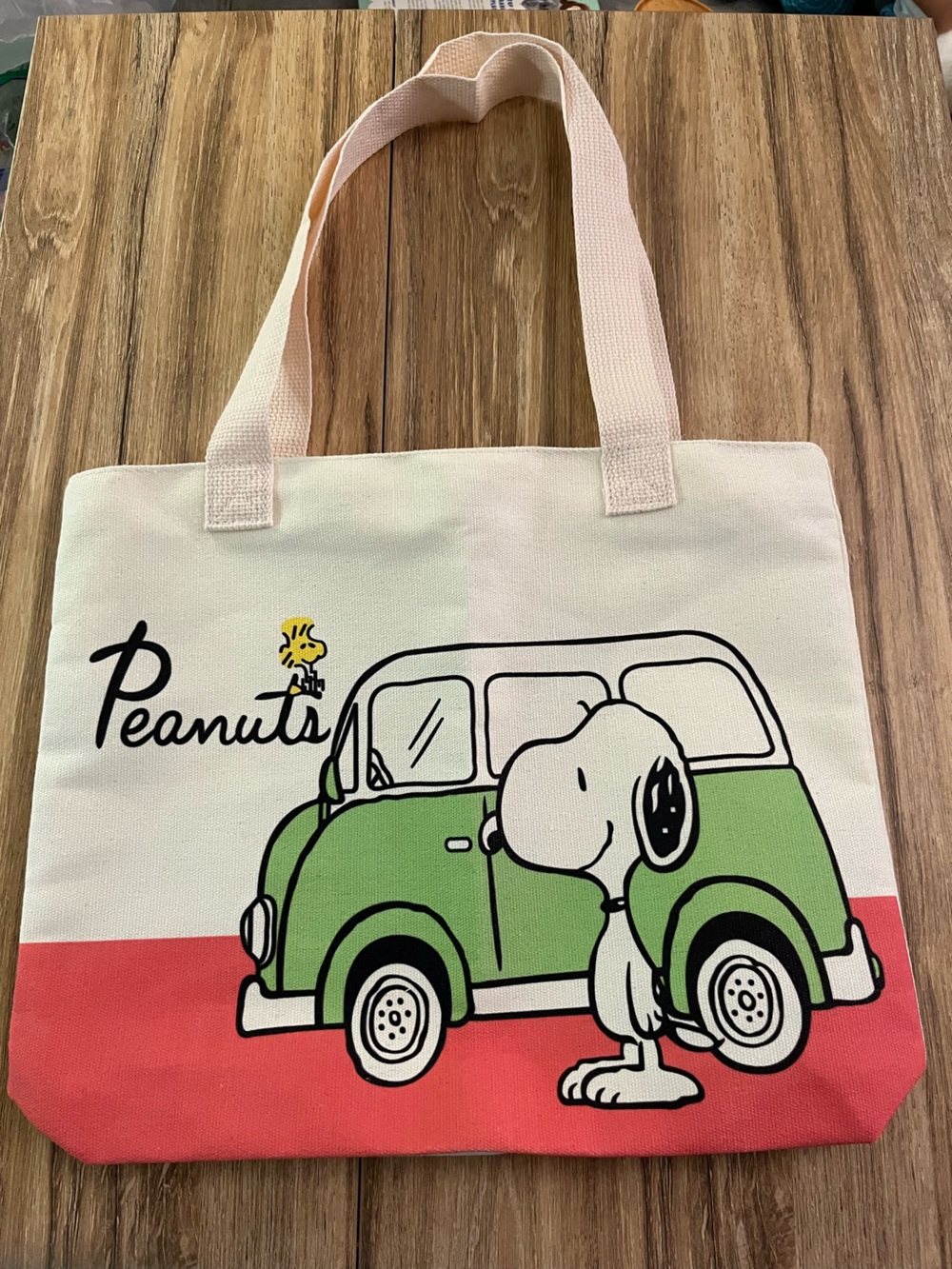 Peanuts Canvas Tote with Pink and Green Car Graphic